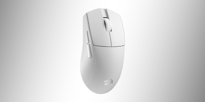 Redragon King Pro M916W - Pesa apenas 49g