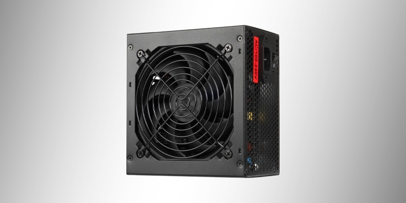 Fortrek ATX 500W Black Hawk - Barata para PCs de entrada