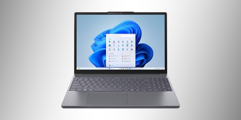 IdeaPad Slim 3 - 83NS000BBR - Versatilidade para estudar e trabalhar